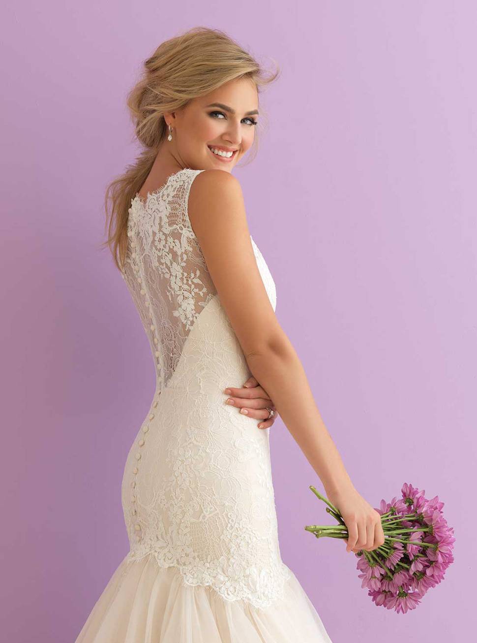 鱼尾包臀裙白纱欧式蕾丝小拖尾婚纱礼服批发HS9140