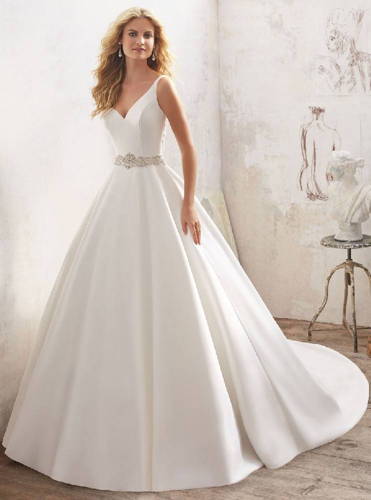 欧式豪华厚缎公主式长拖尾婚纱定制新款缎面婚纱HS9294