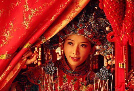 婚纱穿两次不吉利吗？