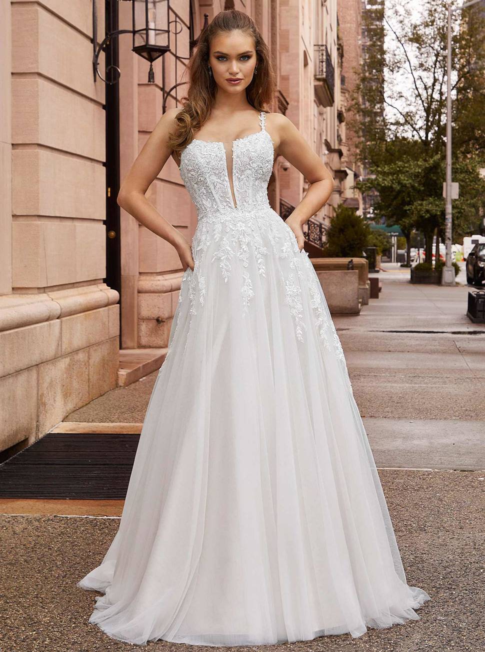 法式婚纱摄影街拍婚纱照影楼婚纱礼服批发HS9958